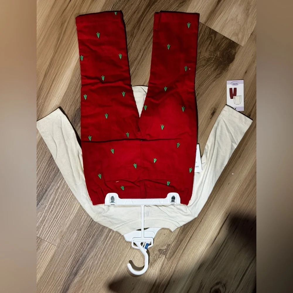 NWT Kids Christmas truck set